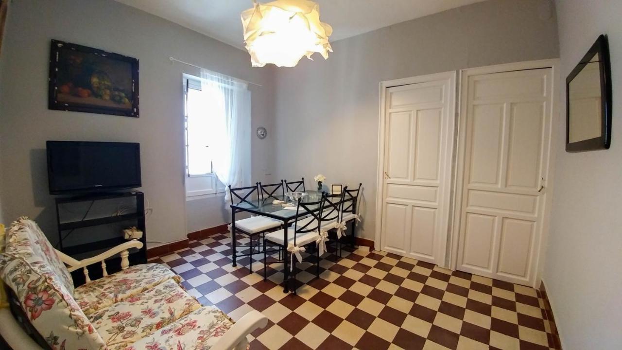 Apartamento Plaza De Dona Elvira 8 Севілья Екстер'єр фото